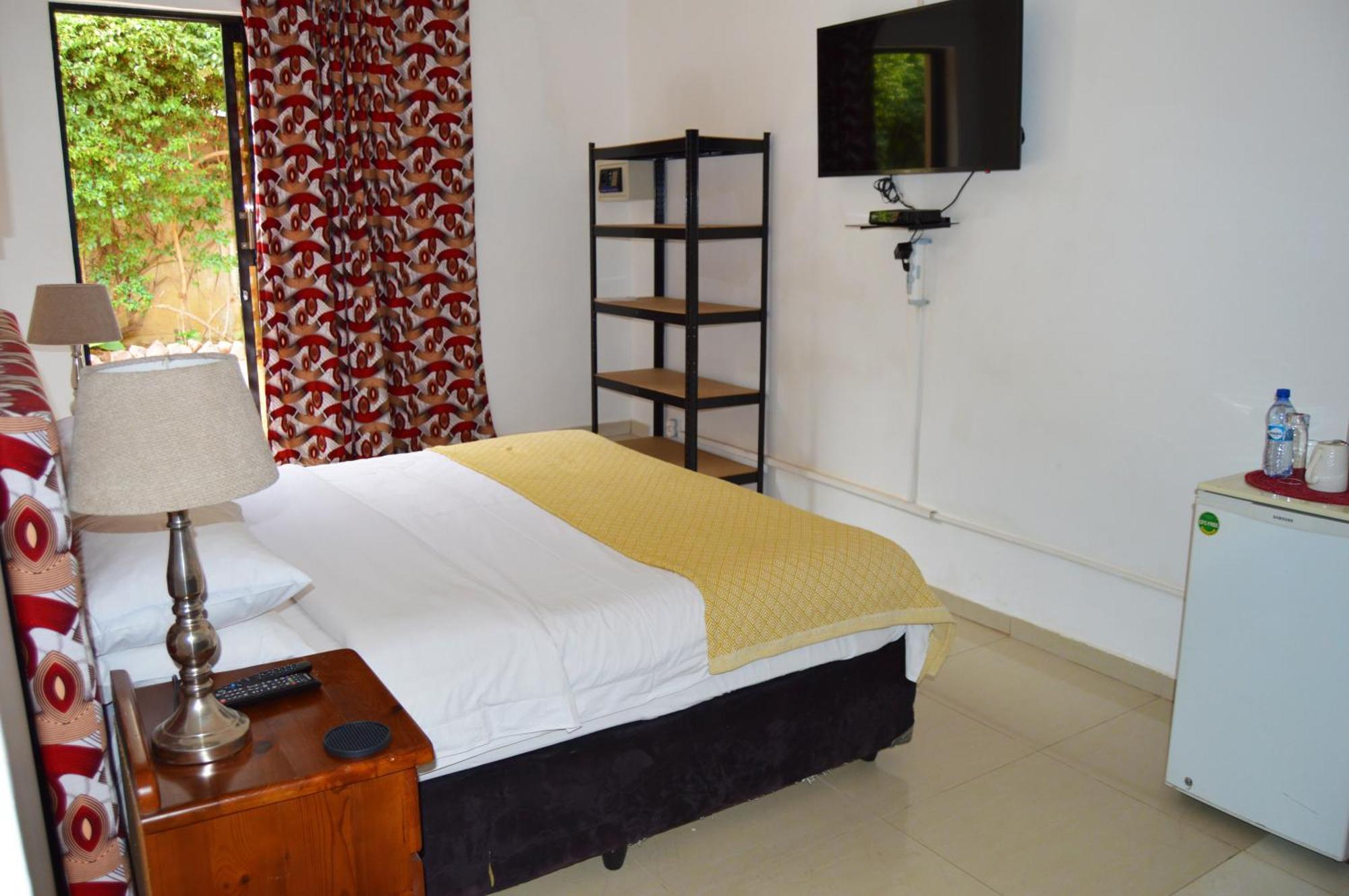 Bougainvilla Boutique Hotel & Restaurant Lubumbashi Ngoại thất bức ảnh